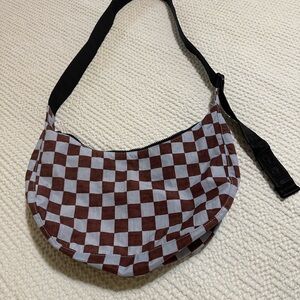 BAGGU Brown and Light Blue Crossbody crescent Bag with Checkered Design